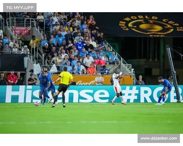 欧冠附加赛基辅迪纳摩1比1费内巴切争议判罚引发赛后激烈冲突